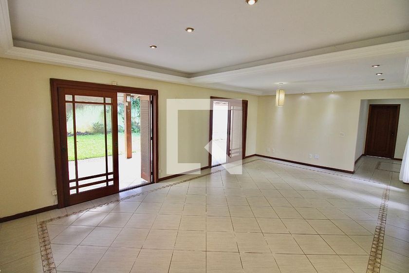 Casa, 5 quartos, 250 m² - Foto 4
