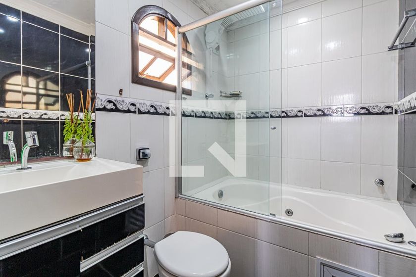 Casa, 3 quartos, 270 m² - Foto 23