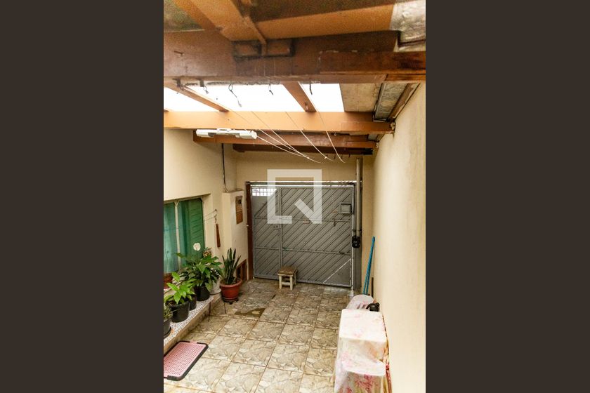 Casa, 1 quarto, 63 m² - Foto 34