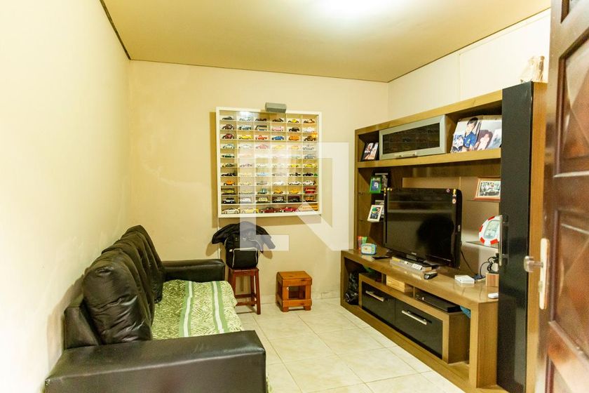 Casa, 1 quarto, 63 m² - Foto 1