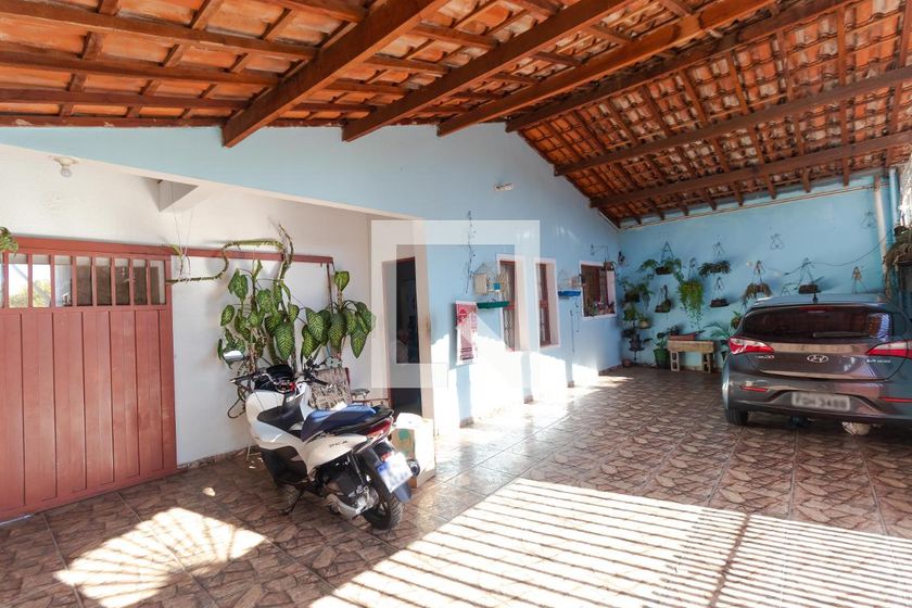 Casa à Venda - Jardim Flamboyant, 4 Quartos,  319 m2 em , Campinas - sp | SoloBR