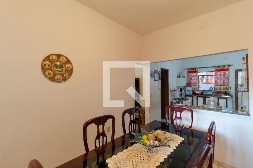 Casa à Venda - Jardim Flamboyant, 4 Quartos,  319 m2 em , Campinas - sp | SoloBR