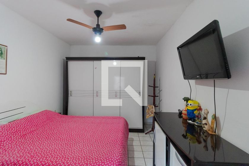 Casa à Venda - Jardim Flamboyant, 4 Quartos,  319 m2 em , Campinas - sp | SoloBR