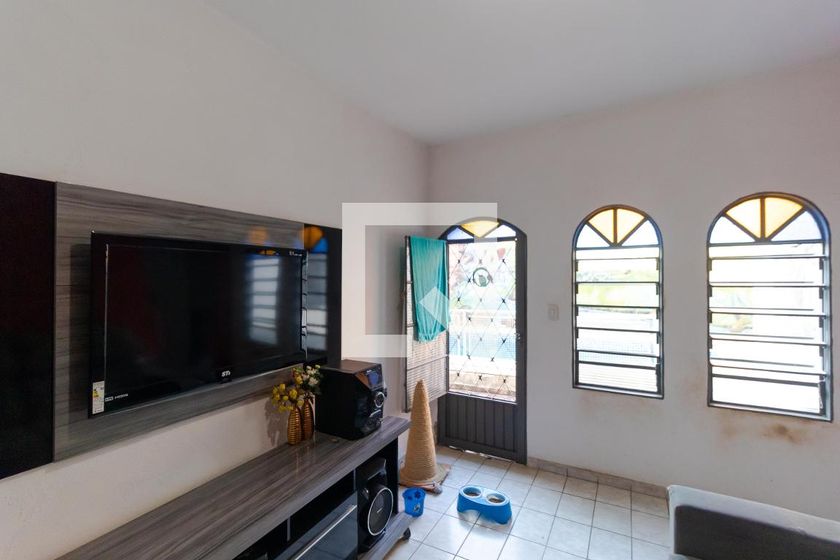Casa à Venda - Jardim Flamboyant, 4 Quartos,  319 m2 em , Campinas - sp | SoloBR
