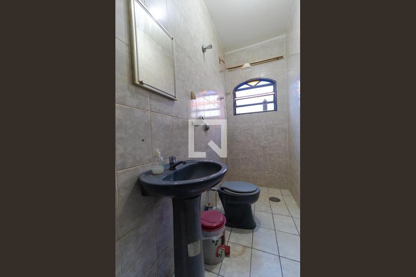 Casa à Venda - Jardim Flamboyant, 4 Quartos,  319 m2 em , Campinas - sp | SoloBR