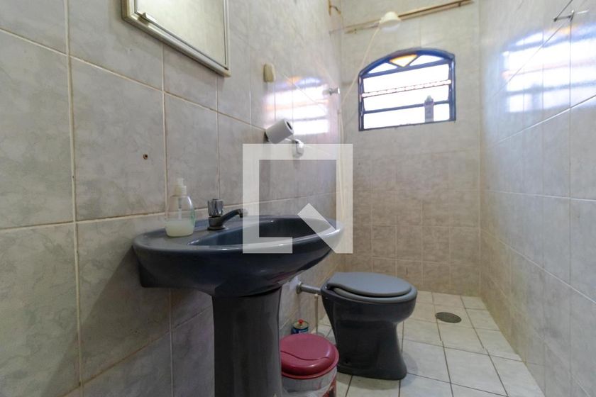 Casa à Venda - Jardim Flamboyant, 4 Quartos,  319 m2 em , Campinas - sp | SoloBR