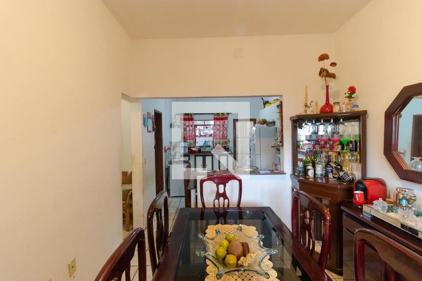 Casa à Venda - Jardim Flamboyant, 4 Quartos,  319 m2 em , Campinas - sp | SoloBR