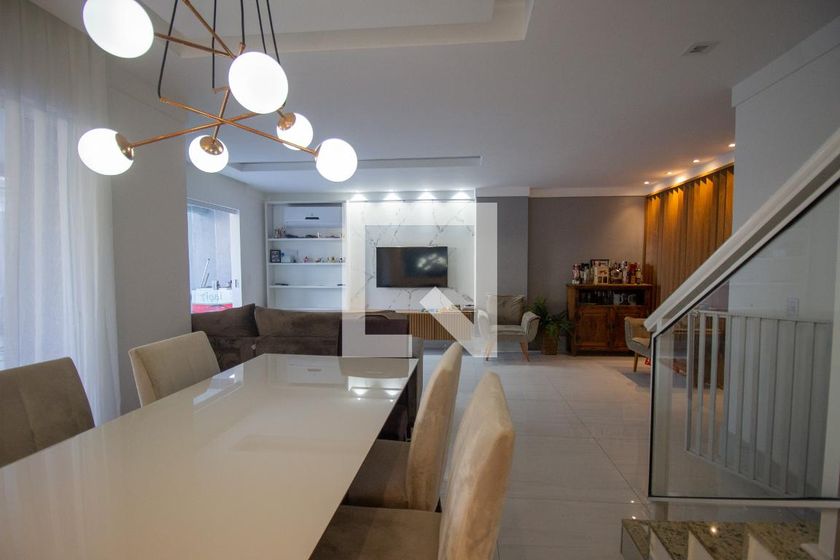 Casa, 4 quartos, 220 m² - Foto 4