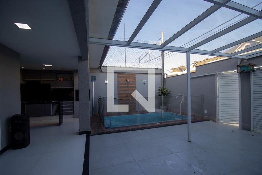 Casa, 4 quartos, 220 m² - Foto 48