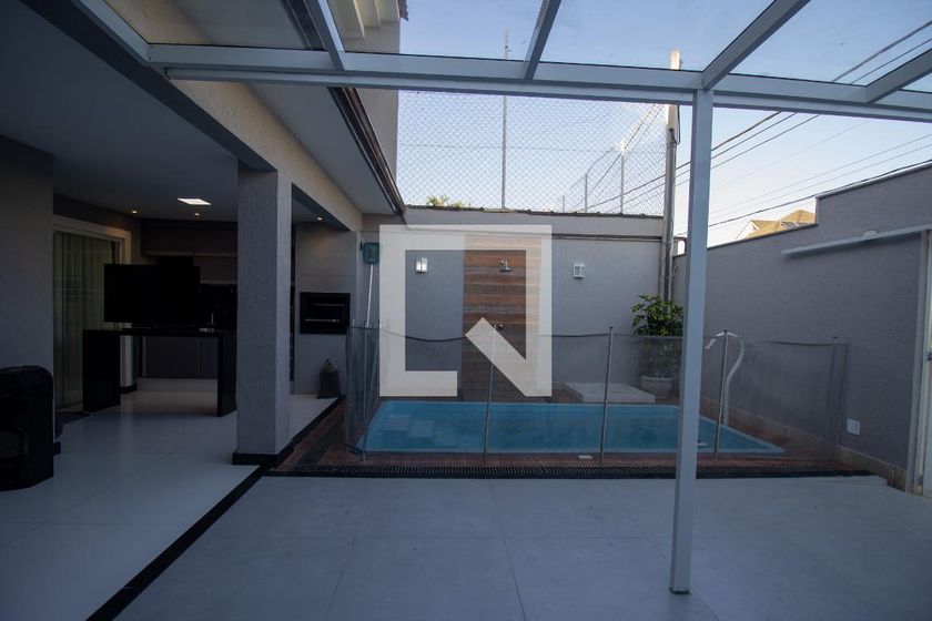 Casa, 4 quartos, 220 m² - Foto 49