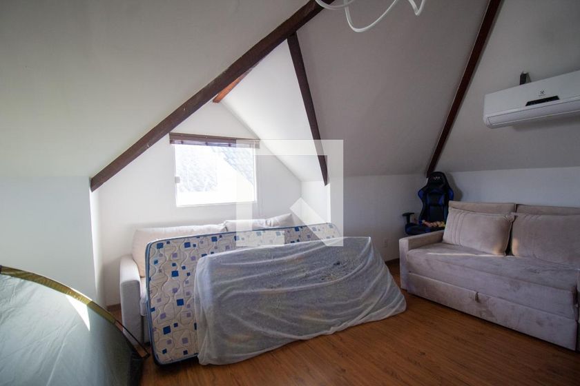 Casa, 4 quartos, 220 m² - Foto 42