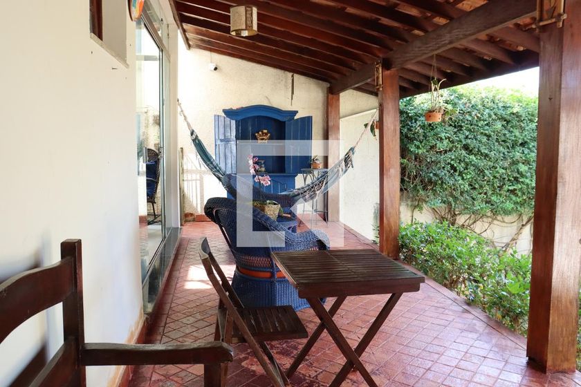 Casa à Venda - Mansões Santo Antônio, 3 Quartos,  299 m2 em , Campinas - sp | SoloBR