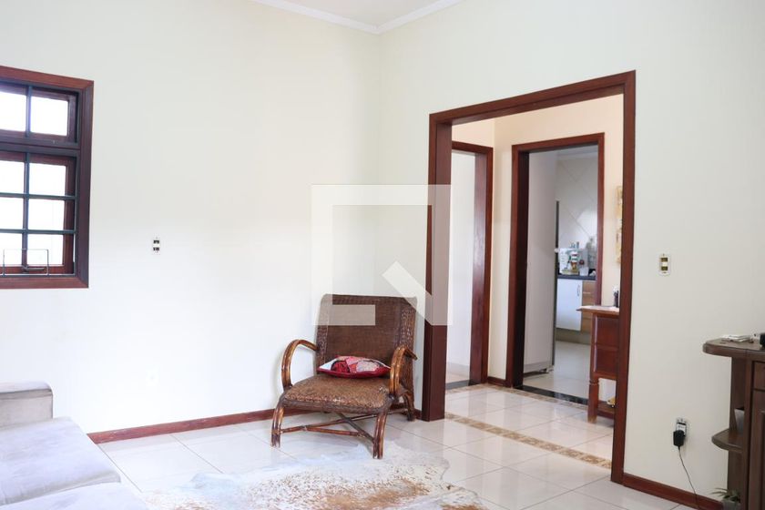 Casa à Venda - Mansões Santo Antônio, 3 Quartos,  299 m2 em , Campinas - sp | SoloBR