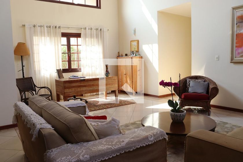 Casa à Venda - Mansões Santo Antônio, 3 Quartos,  299 m2 em , Campinas - sp | SoloBR