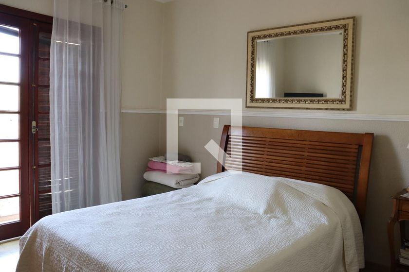 Casa à Venda - Mansões Santo Antônio, 3 Quartos,  299 m2 em , Campinas - sp | SoloBR