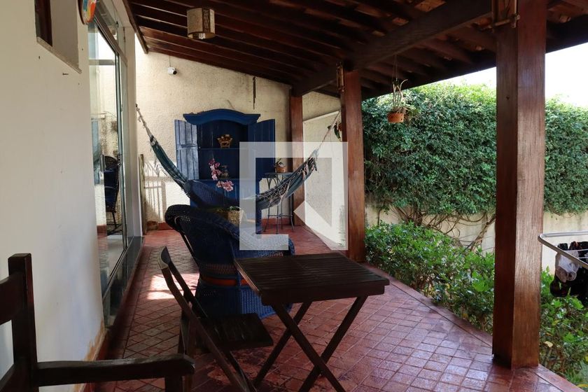 Casa à Venda - Mansões Santo Antônio, 3 Quartos,  299 m2 em , Campinas - sp | SoloBR
