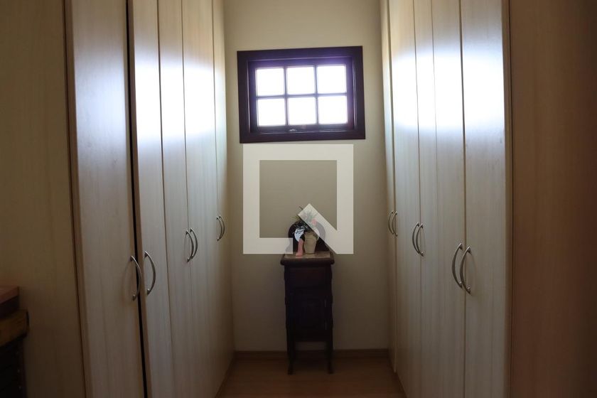 Casa à Venda - Mansões Santo Antônio, 3 Quartos,  299 m2 em , Campinas - sp | SoloBR