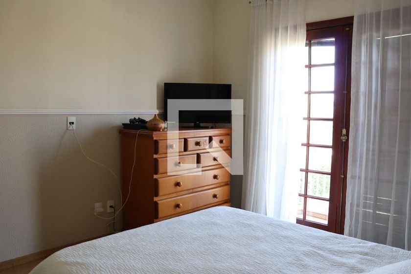 Casa à Venda - Mansões Santo Antônio, 3 Quartos,  299 m2 em , Campinas - sp | SoloBR