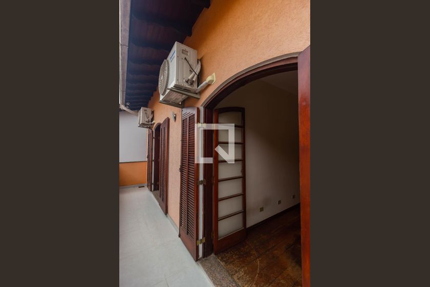 Casa, 4 quartos, 275 m² - Foto 44