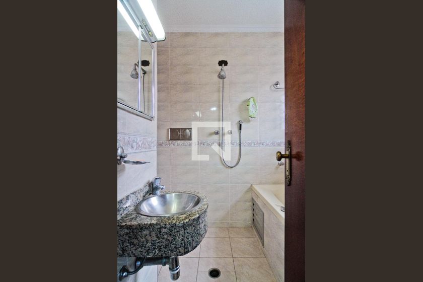 Casa, 4 quartos, 250 m² - Foto 18