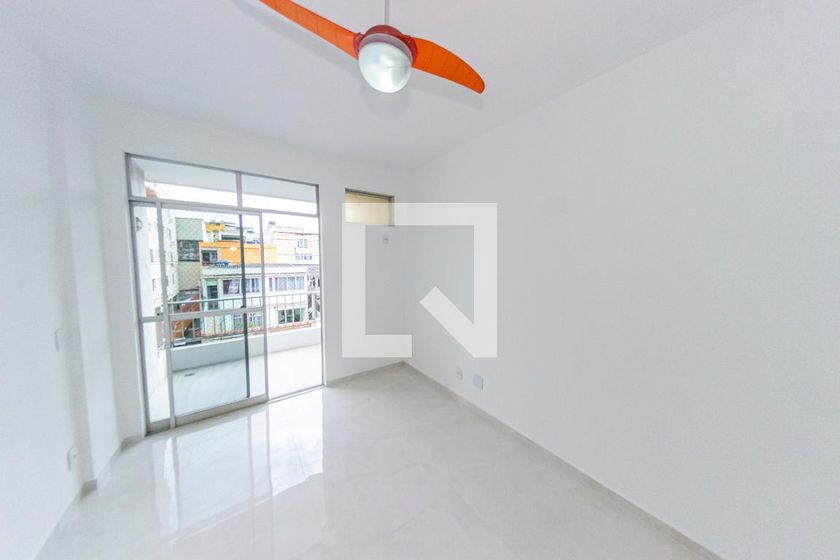 2-Bedroom Apartment for Sale in Vila da Penha, Rio de Janeiro for R$ 320,000.00