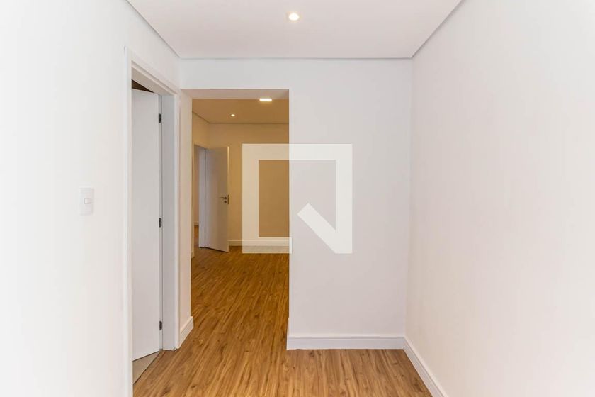 Casa, 3 quartos, 241 m² - Foto 30
