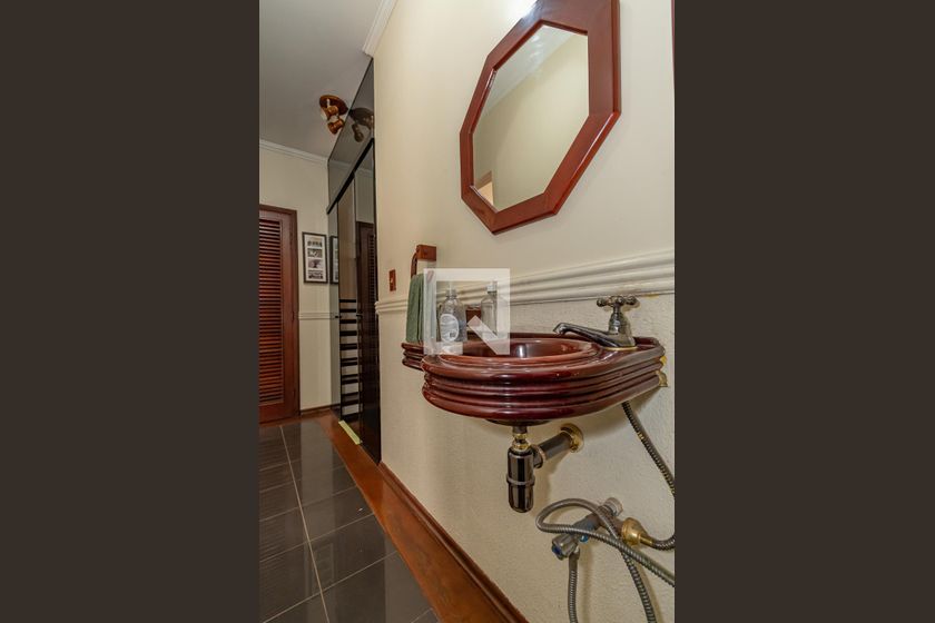 Casa à Venda - Mansões Santo Antônio, 4 Quartos,  220 m2 em , Campinas - sp | SoloBR