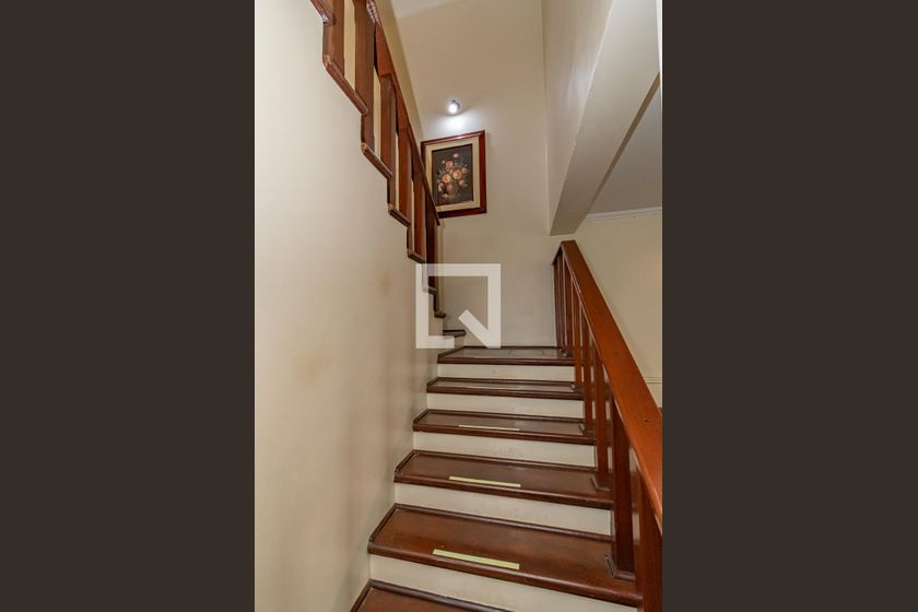 Casa à Venda - Mansões Santo Antônio, 4 Quartos,  220 m2 em , Campinas - sp | SoloBR