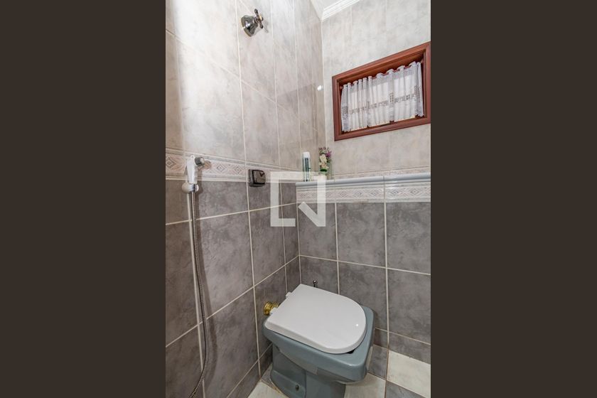 Casa à Venda - Mansões Santo Antônio, 4 Quartos,  220 m2 em , Campinas - sp | SoloBR