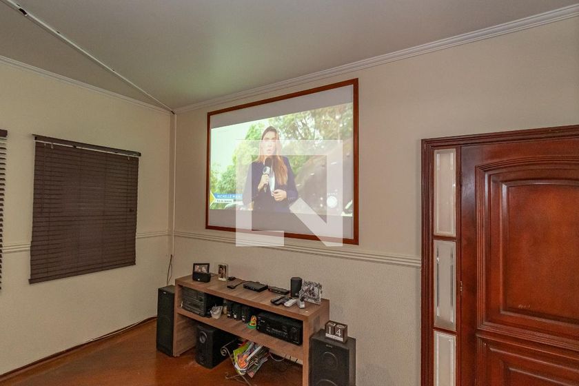 Casa à Venda - Mansões Santo Antônio, 4 Quartos,  220 m2 em , Campinas - sp | SoloBR