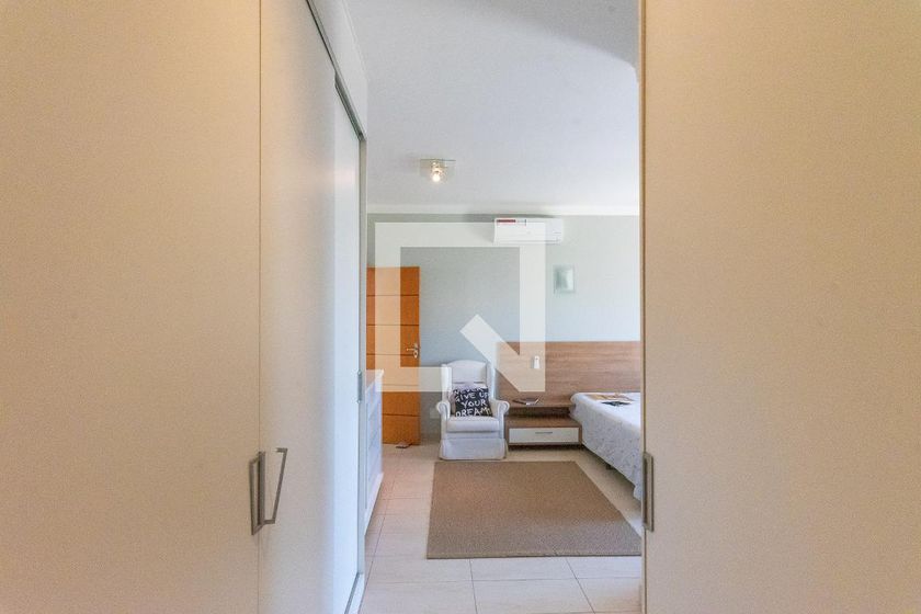 Casa à Venda - Swiss Park, 3 Quartos,  268 m2 em , Campinas - sp | SoloBR