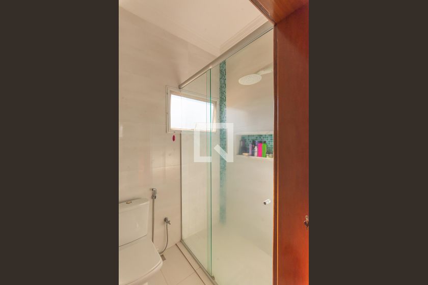 Casa à Venda - Swiss Park, 3 Quartos,  268 m2 em , Campinas - sp | SoloBR