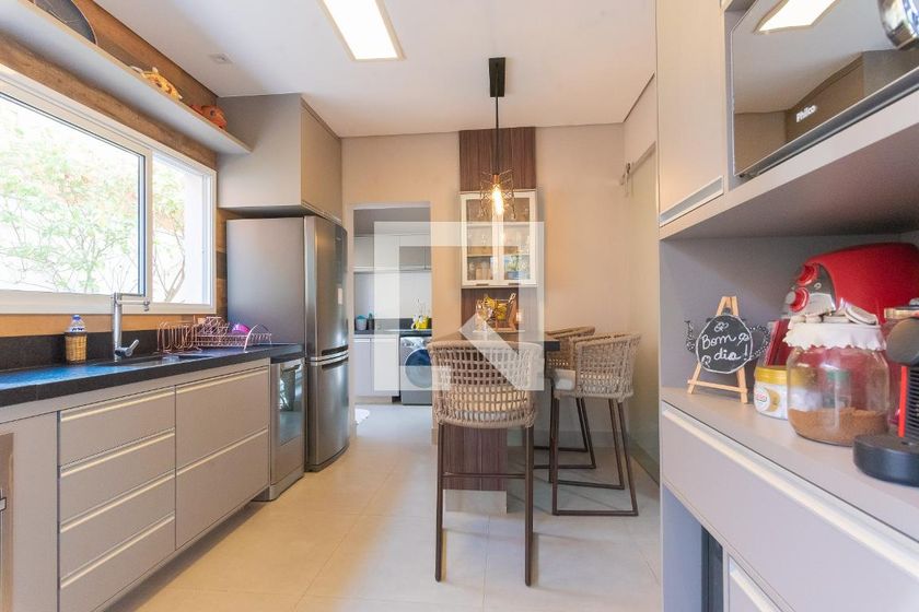 Casa à Venda - Swiss Park, 3 Quartos,  268 m2 em , Campinas - sp | SoloBR