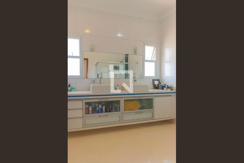 Casa à Venda - Swiss Park, 3 Quartos,  268 m2 em , Campinas - sp | SoloBR