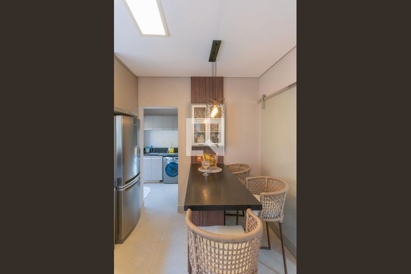 Casa à Venda - Swiss Park, 3 Quartos,  268 m2 em , Campinas - sp | SoloBR