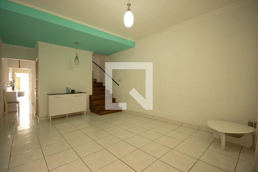 Casa, 4 quartos, 158 m² - Foto 1