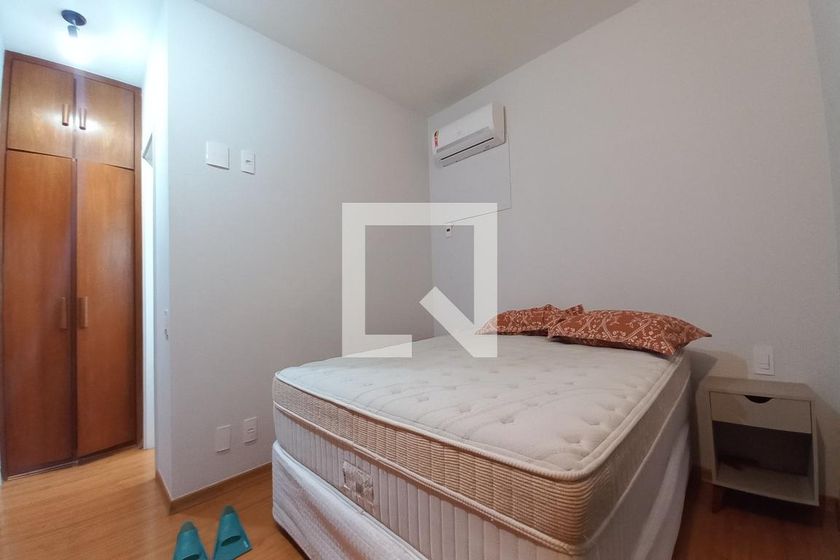 Apartamento à Venda - Cambuí, 1 Quarto,  70 m2 em , Campinas - sp | SoloBR