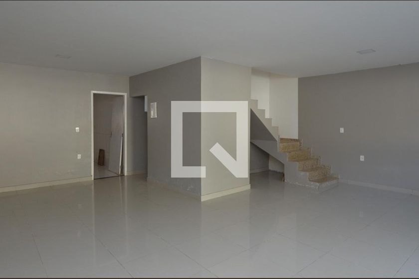 Casa, 4 quartos, 160 m² - Foto 1