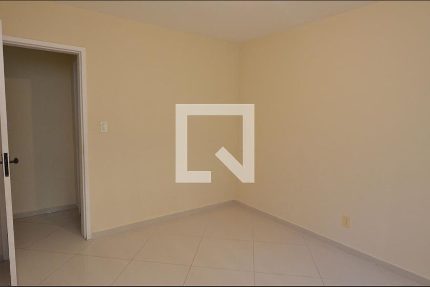 Casa, 6 quartos, 160 m² - Foto 11