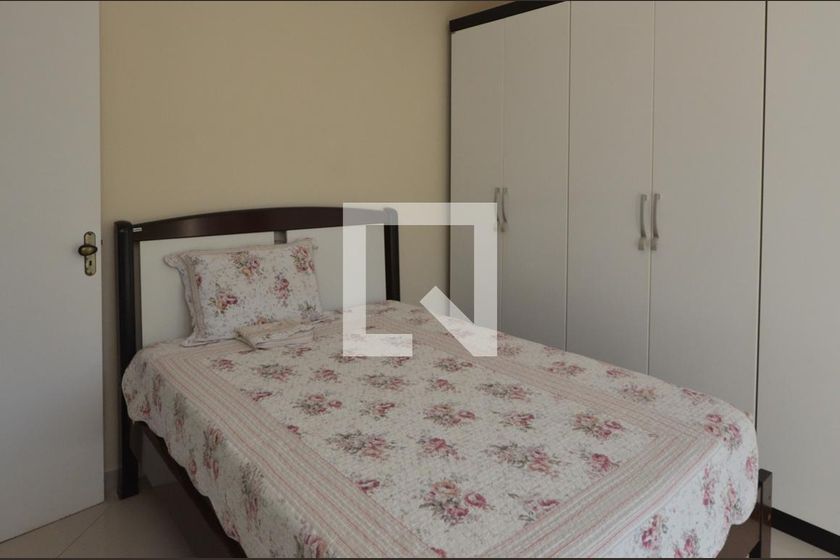 Casa, 6 quartos, 160 m² - Foto 17