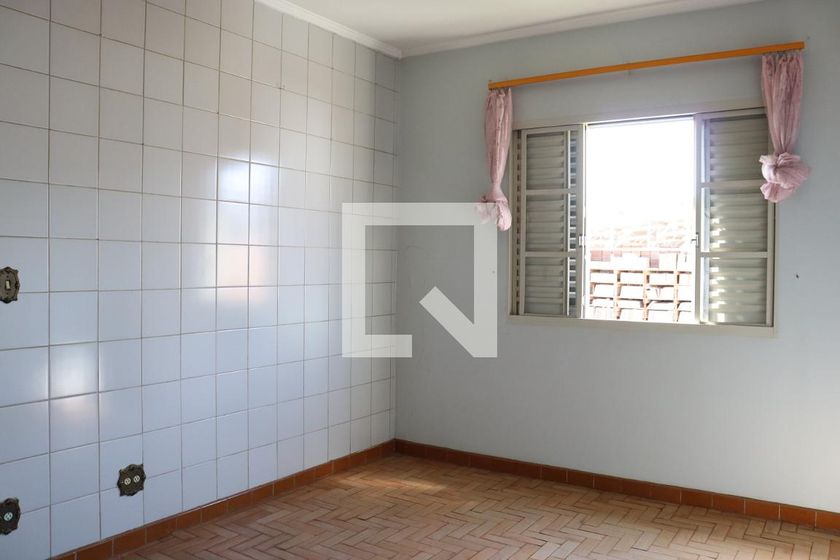 Casa à Venda - Taquaral, 3 Quartos,  289 m2 em , Campinas - sp | SoloBR