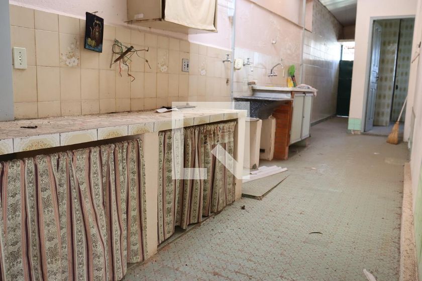Casa à Venda - Taquaral, 3 Quartos,  289 m2 em , Campinas - sp | SoloBR