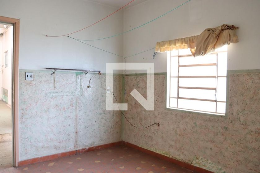 Casa à Venda - Taquaral, 3 Quartos,  289 m2 em , Campinas - sp | SoloBR