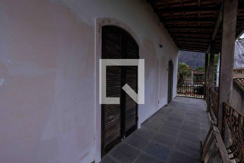 Casa, 3 quartos, 290 m² - Foto 35