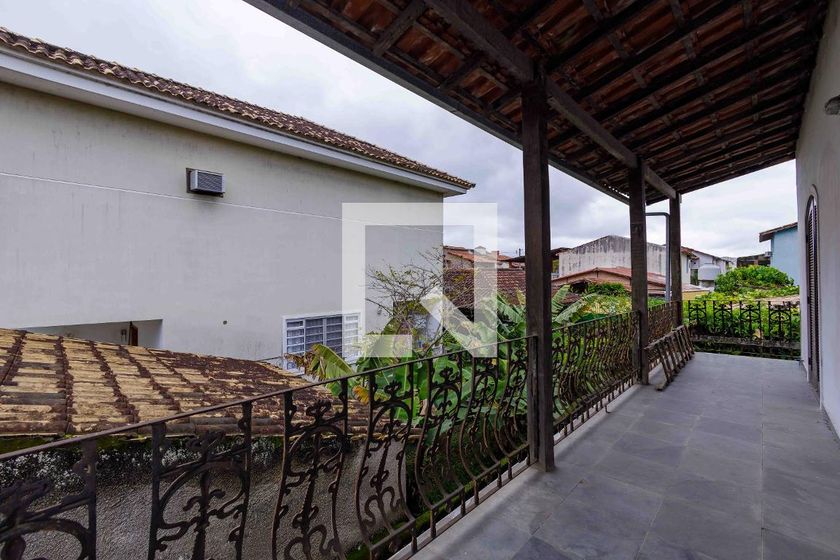 Casa, 3 quartos, 290 m² - Foto 33
