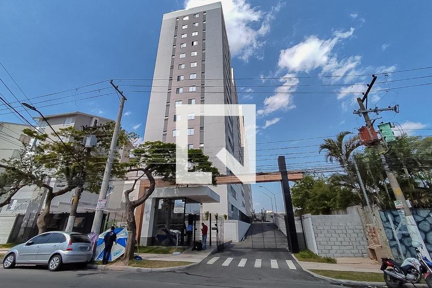Condomínio em Avenida Nossa Senhora da Encarnação, 787, Vila das Mercês São Paulo Alugue ou