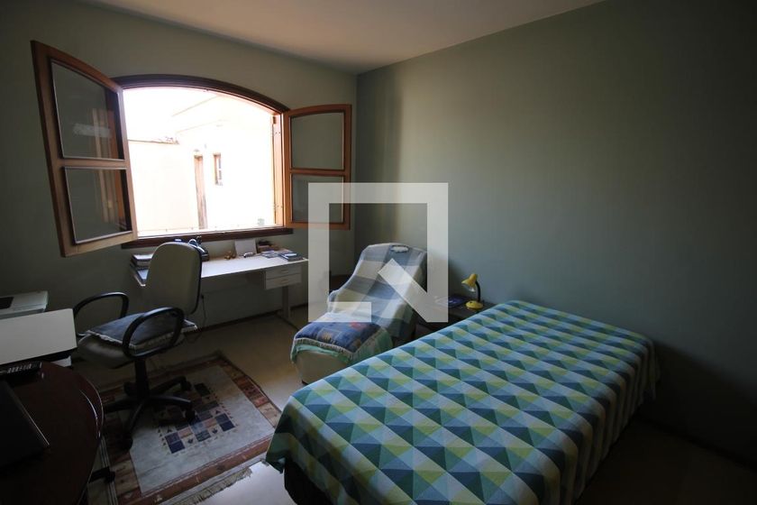 Casa, 3 quartos, 235 m² - Foto 14