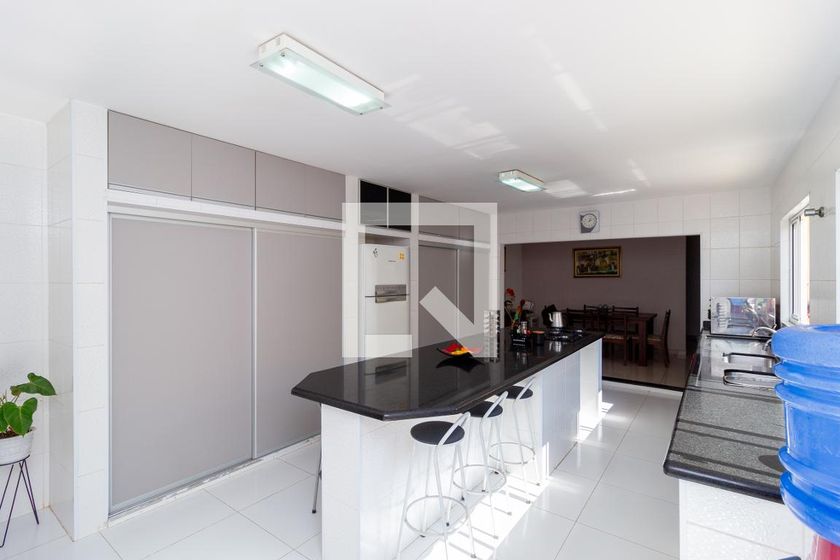 Casa, 4 quartos, 280 m² - Foto 50