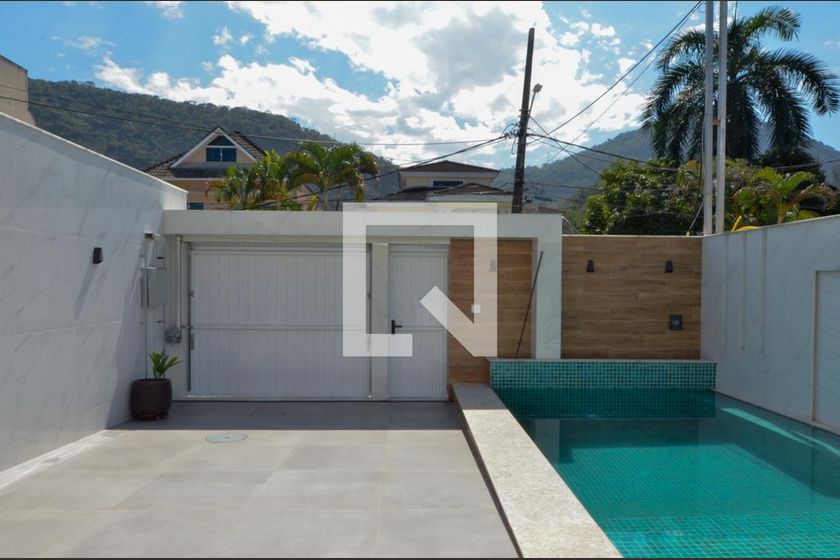 Casa, 3 quartos, 240 m² - Foto 54