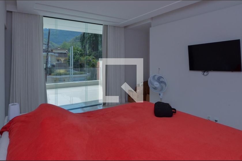 Casa, 3 quartos, 240 m² - Foto 8
